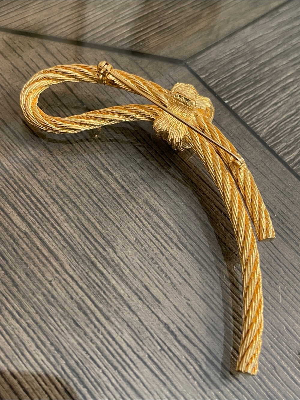 Christian Dior Vintage Knotted Rope Brooch - Gold-tone Metal - Picture 7 of 17